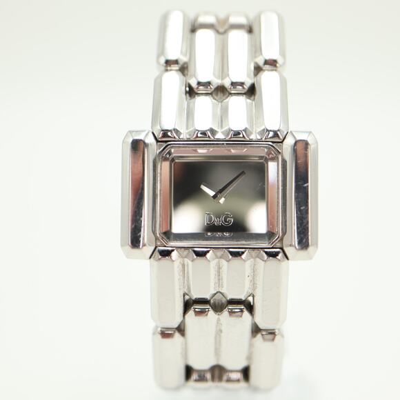 Dolce & Gabbana Ladies Aristocratic Silver Tone 28mm Watch 5.25\